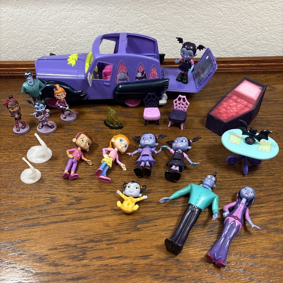 Disney Other - Disney Junior Vampirina Hauntley's Mobile Lights & Sounds, Figures 22 Pc Lot